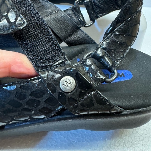 Wolky Women's NWOT Pichu Sandal Croc Embossed size US 5.5 never worn - Picture 6 of 15